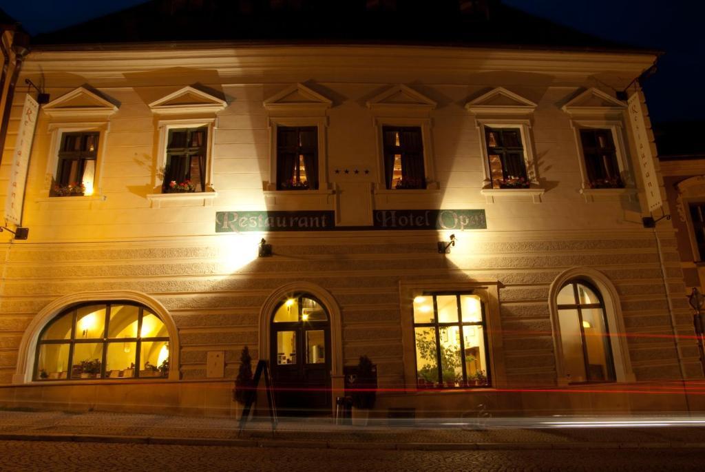 Hotel Opat Kutná Hora Esterno foto
