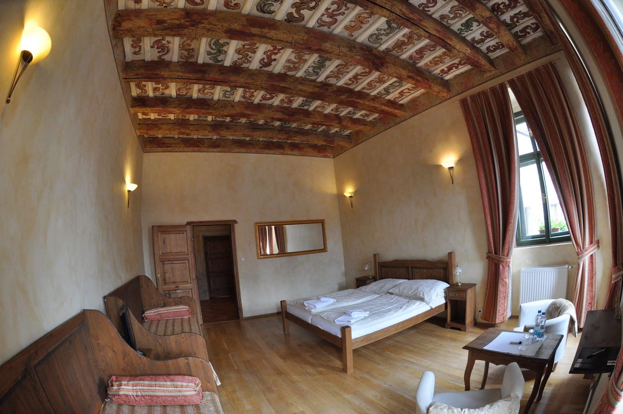 Hotel Opat Kutná Hora Esterno foto