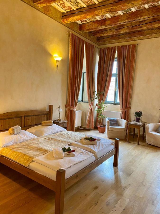 Hotel Opat Kutná Hora Esterno foto